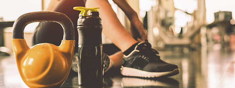 Desfibrilador DESA en gimnasio
